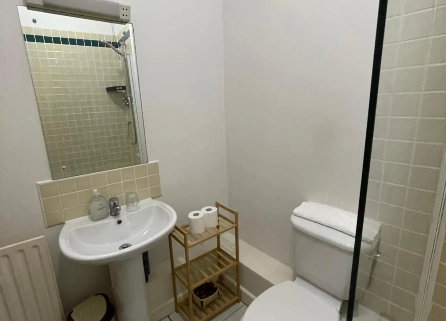Entire Apartment In Heart Of Dublin 0*,